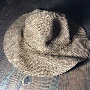 tan sun hat